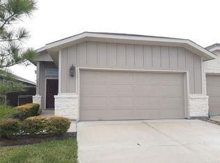 9816 Grosbeak Ln, Magnolia, TX 77354
