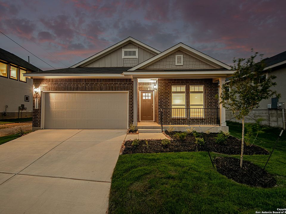 1st image of 21110 Chesnut Cove
