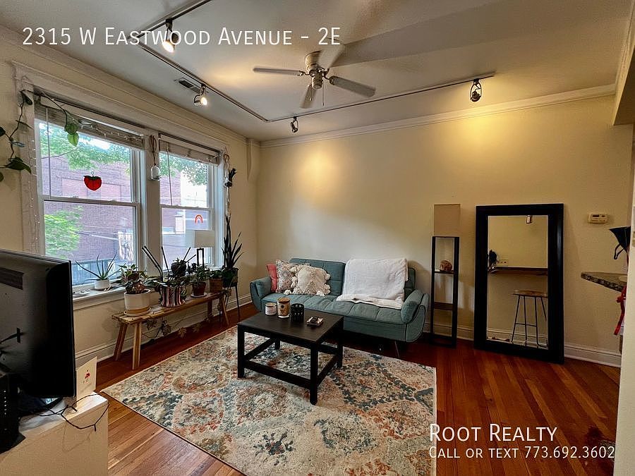 1st image of 2315 W Eastwood Ave #2E