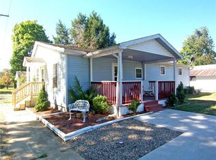 3703 4th Ave, Vienna, WV 26105