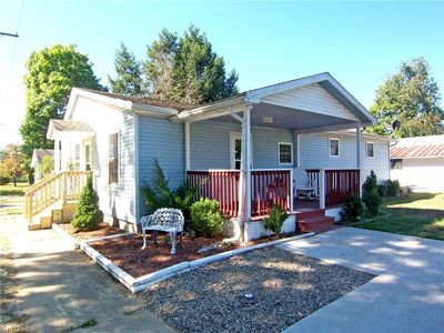 3703 4th Ave, Vienna, WV, 26105
