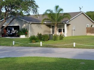 108 Treasure St, Rockport, TX 78382