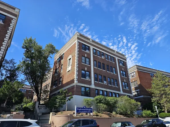 137 Englewood Ave APT 32, Brighton, MA 02135