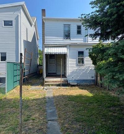 2nd image of 129 Willow St