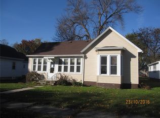 1311 7th St, Perry, IA 50220