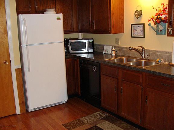 5th image of 294 Bonnie Brook Dr #31