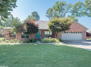 1370 Cambridge Rd, Benton, AR 72019