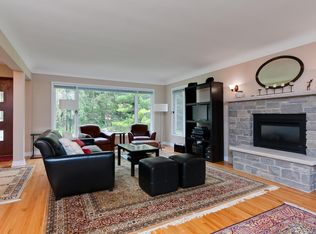 5100 Lake Ridge Rd, Edina, MN 55436