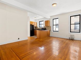 2148 Barnes Ave #A214, Bronx, NY 10462