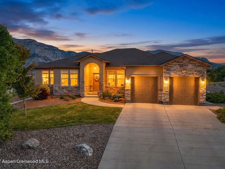 1st image of 223 Eagle Ridge Dr