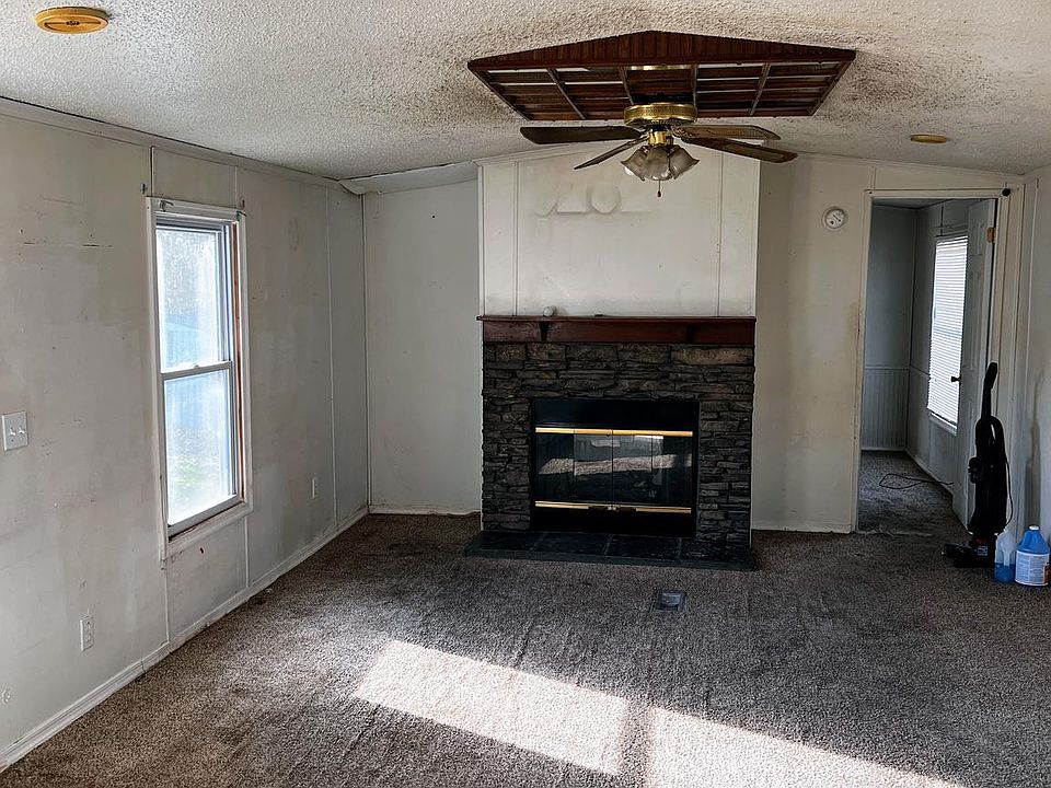 104 Chesapeake Est Thomasville PA 17364 Zillow 104 Chesapeake Est Thomasville PA 17364 Zillow
