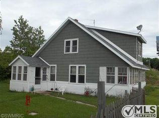 9923 Maple Island Rd, Holton, MI 49425