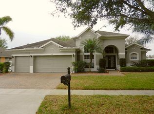 124 Alexandria Place Dr, Apopka, FL 32712