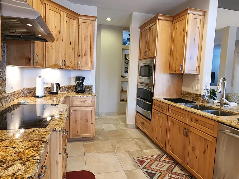 14151 N Buckingham Dr — Photo 23
