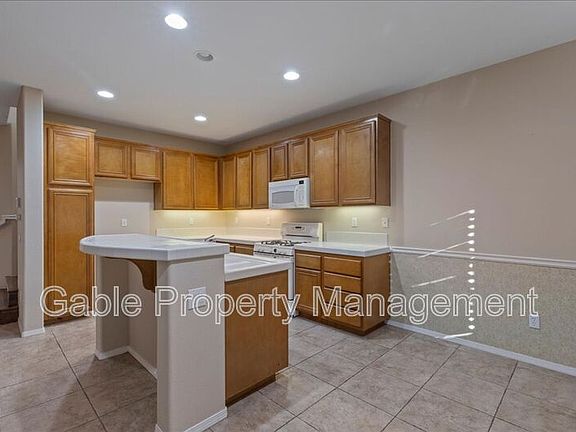 4th image of 24050 Joshua Dr