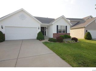 521 Parkland Place Dr, O'Fallon, MO 63366