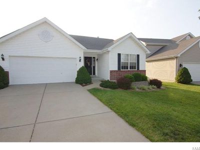 521 Parkland Place Dr, O'Fallon, MO, 63366