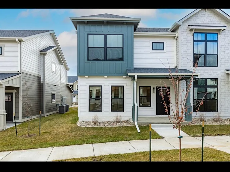 2724 SW 24th Ln — Photo 33