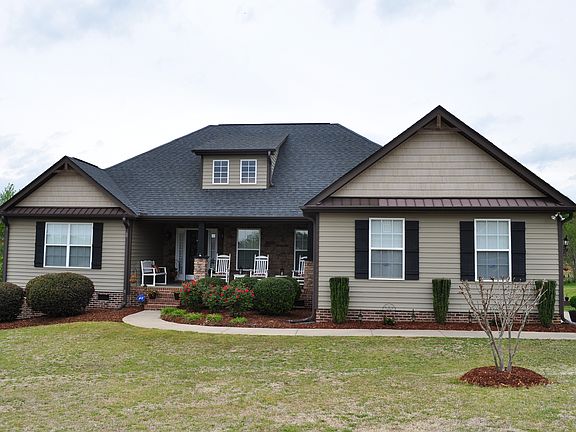 2nd image of 101 Stoneledges Ln