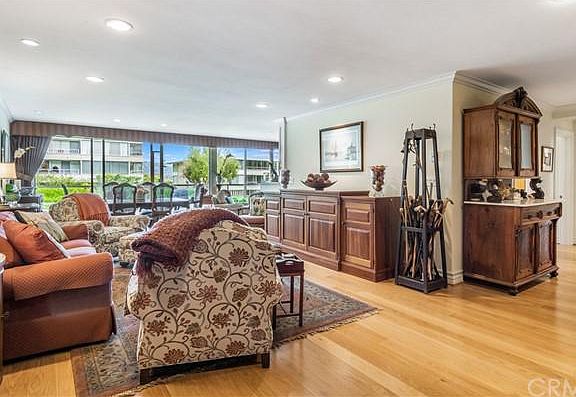 4th image of 32700 Coastsite Dr Unit 101