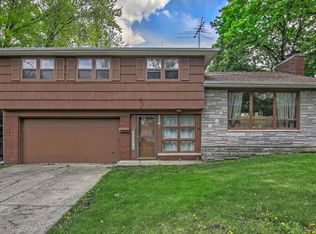 229 Marimar Ct, Crown Point, IN 46307