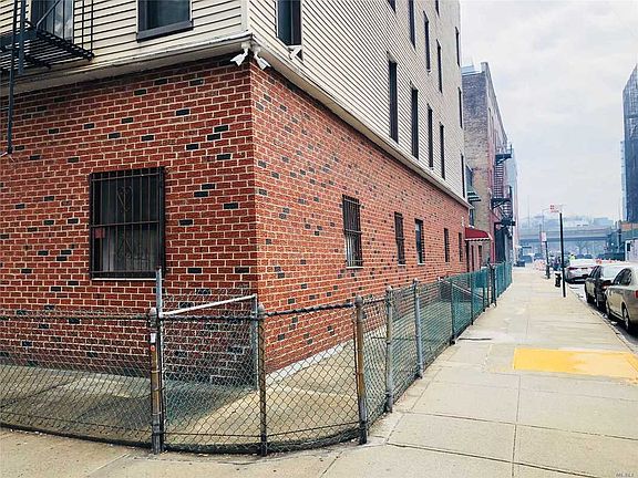 2nd image of 277 N 7th St APT 1R