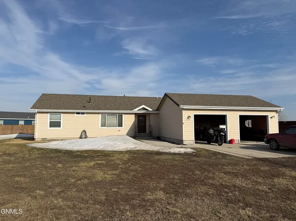 14045 Prairie Ln, Williston, ND 58801