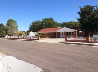6233 Flor De Mayo Pl NW, Albuquerque, NM 87120