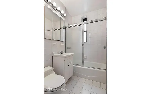 Rented by Douglas Elliman | media 4
