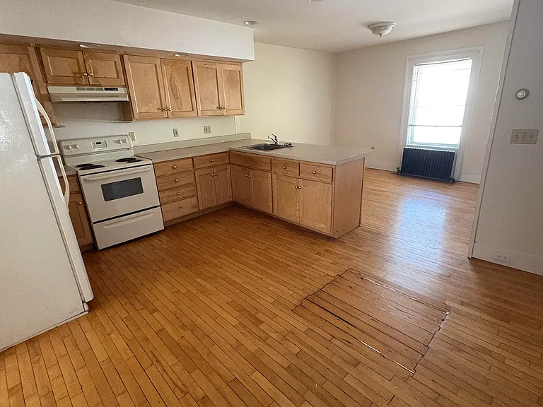 93 Seymour St #1 — Photo 5