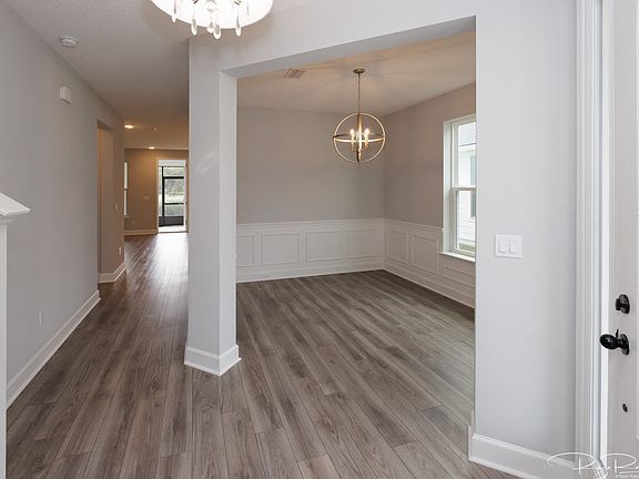 Entry with Dining/flex space