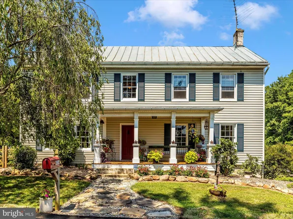 9314 Pear Ln, Frederick, MD 21702