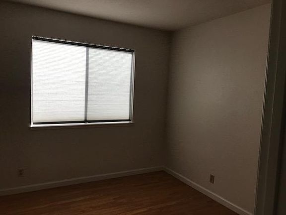 2nd image of 32744 Bel Aire Ct