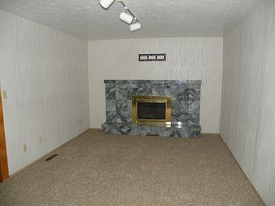 5th image of 1191 Jackie Ln