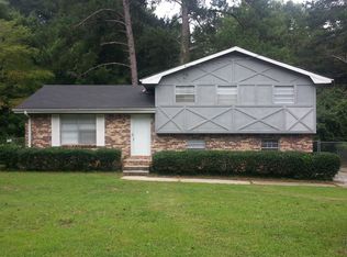 1495 High Meadow Dr, Stone Mountain, GA 30083
