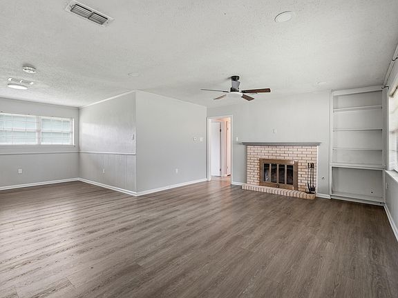 5th image of 124 Shamrock Dr