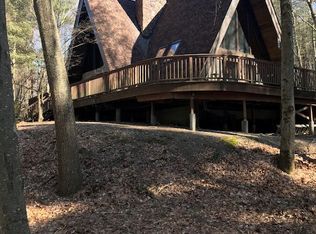43 West St, Uxbridge, MA 01569