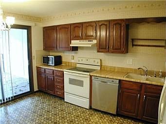 5th image of 8241 NW Waukomis Dr