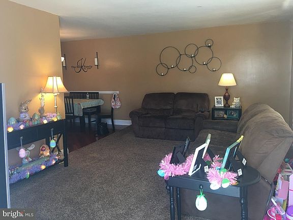 5th image of 3012 Holme Ave