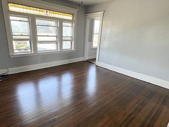 3rd image of 196 Martin Ter Floor 3