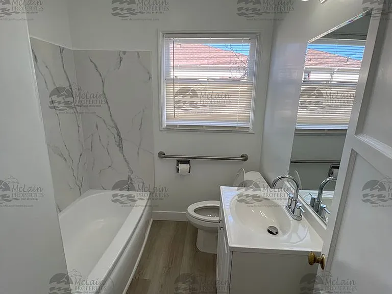 4246 Corinth St — Photo 10