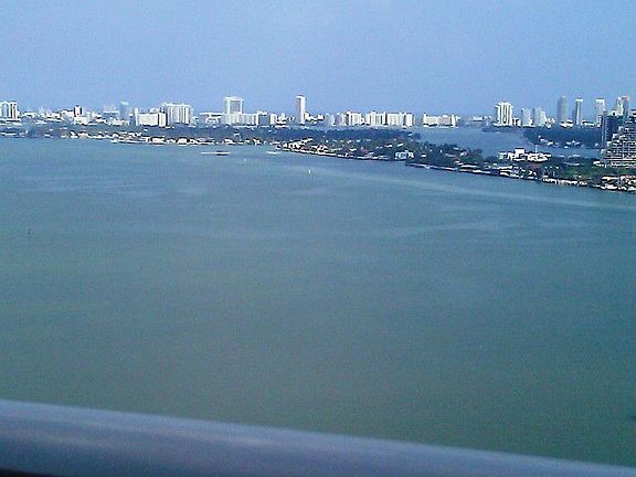 3rd image of 2066 N Bayshore Dr