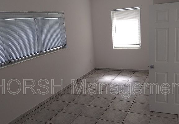 5th image of 225 Madeira Ave