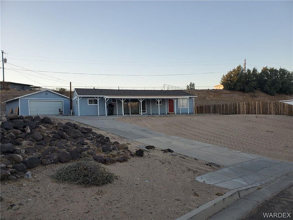 1st image of 1417 Luna Ln