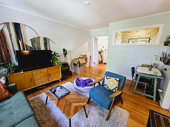 4th image of 4805 N Hermitage Ave #3-A