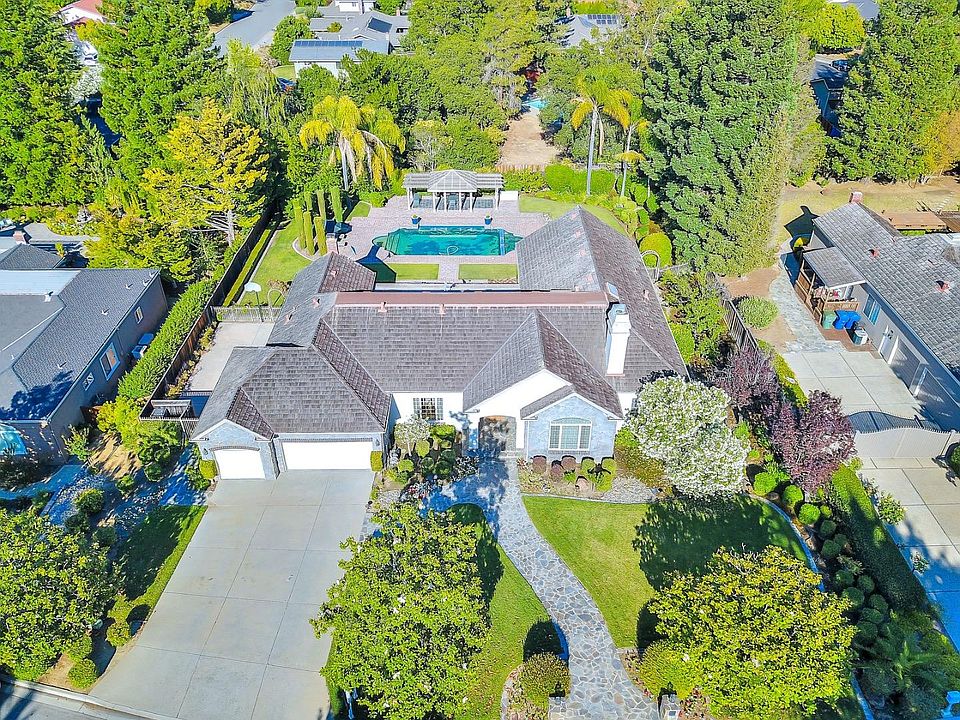 1st image of 12334 Beauchamps Ln