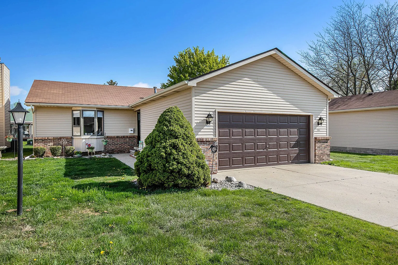 1414 Sherman Ct photo 1