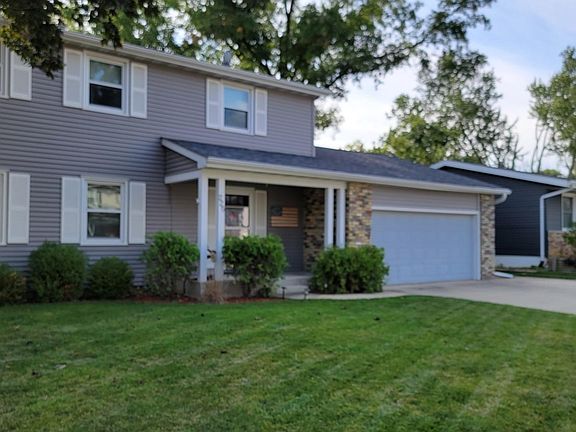 2nd image of 225 Crandall Dr NE
