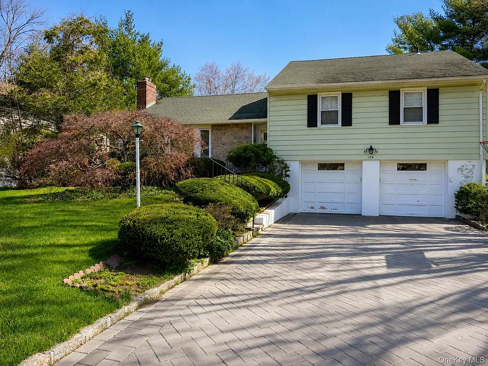 174 Waverly Rd