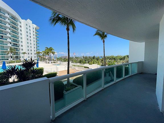 3rd image of 7900 Harbor Island Dr #399
